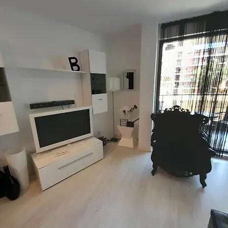New 2 Mida With Furniture סאני ביץ'