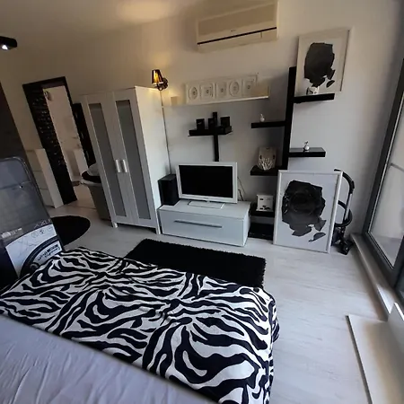 New 2 Mida With Furniture Apartman